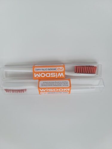Wisdom Hard Smokers Tooth Brush | Pack of 2